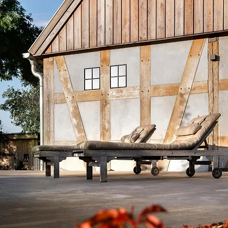 فندق مبيت وإفطار 1736 3*